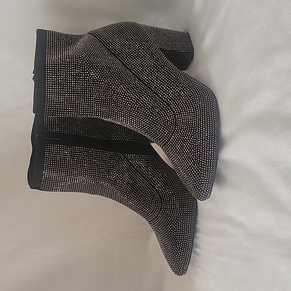 Torrid black stretch knit sparkle embossed bootie Women's size 12W - Picture 2 of 5
